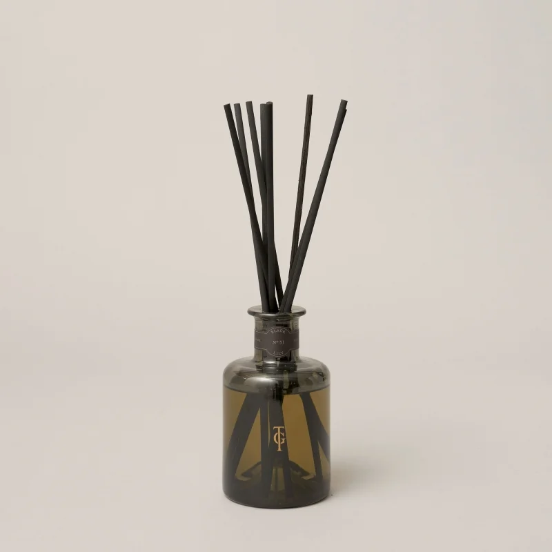 True Grace BLACK LILLY namų kvapas Nr. 51, 200ml