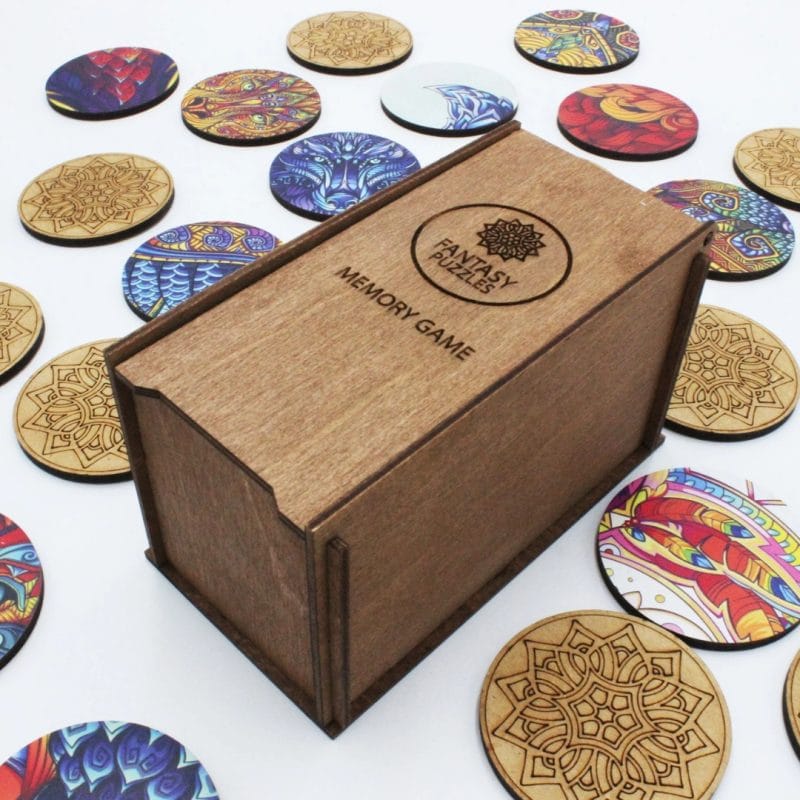 Stalo žaidimas Atminties žaidimas (Memory game)